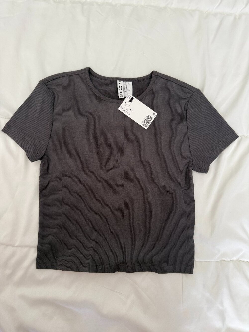 NEW Womens Gray Fitted H&M T-Shirt Size M